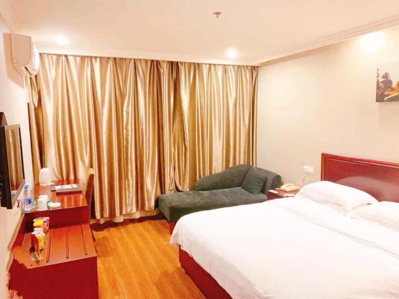 Greentree Inn Jiangsu Wuxi Huishan Ancient Town Business Hotel Экстерьер фото
